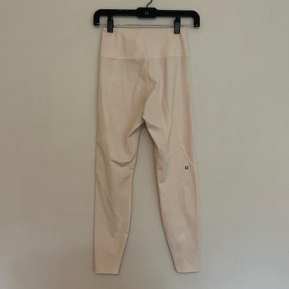 Le Ore Lucca High Rise Legging in Canvas - Picture 5 of 7